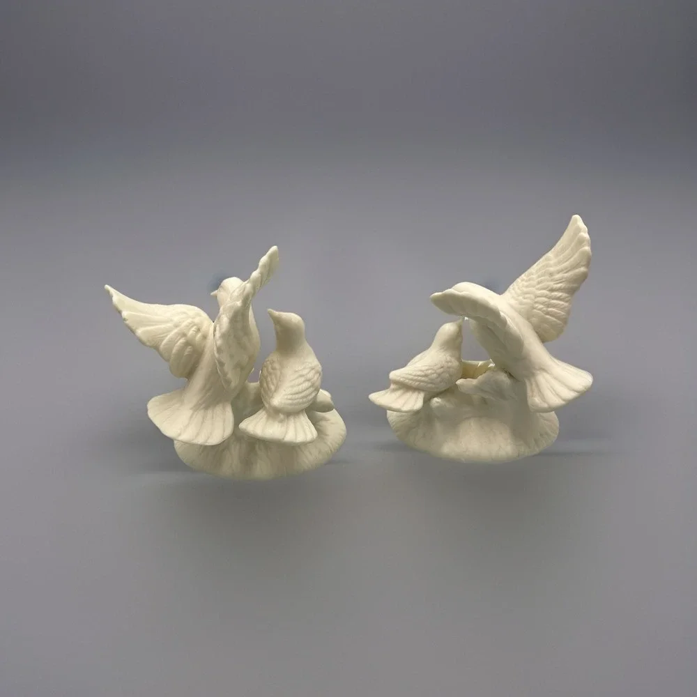 White Doves Bisque Porcelain Set Of‎ 2 Love Birds